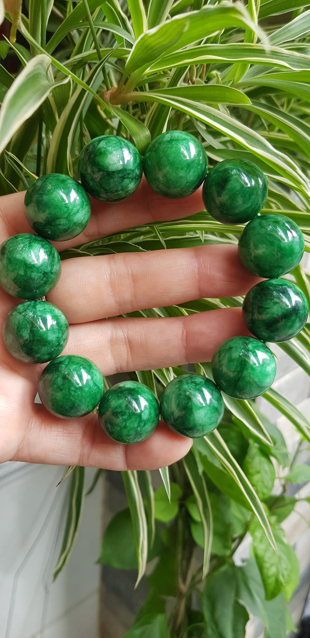 ️Vòng Tay Nam Đá Cẩm Thạch Xanh lá Size lớn hạt 18mm bóng đẹp hợp Các Anh Mệnh Mộc mệnh Hỏa đeo là một món trang sức tuyệt vời cho các quý ông ạ