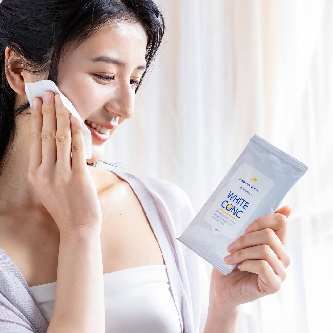 Khăn Ướt Làm Sạch Cơ Thể White Conc Dưỡng Trắng Sáng Da (18 Tờ/Gói)