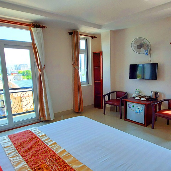 Victoria Phú Quốc Hotel 2*.  Khách Sạn Trung Tâm Dương Đông. Gần Biển. 