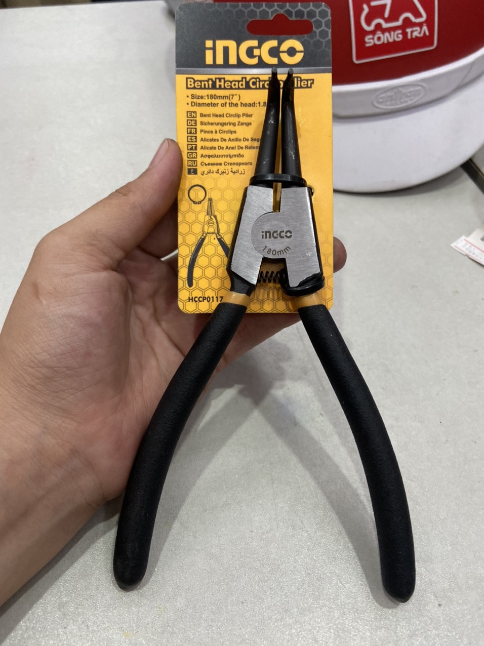 Kềm mở phe vòng ngoài mũi cong 7"/180mm Ingco HCCP011751