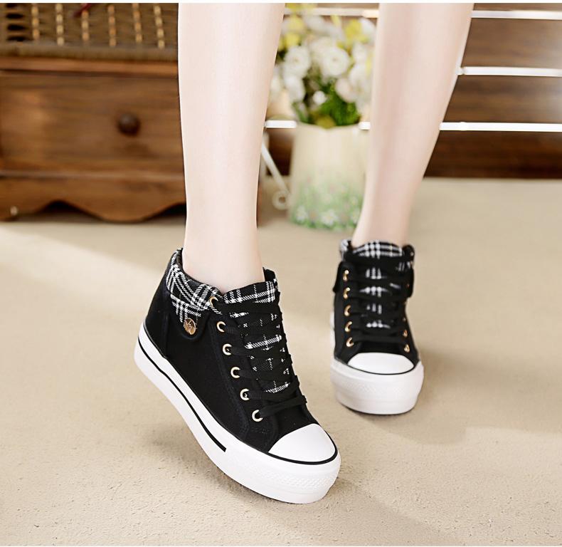 Giày sneakers vải canvas họa tiết kẻ đế cao 7cm PS372-1130