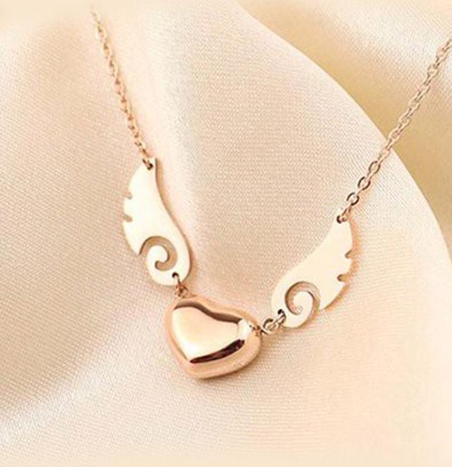 Dây chuyền titanium trái tim cánh thiên thần