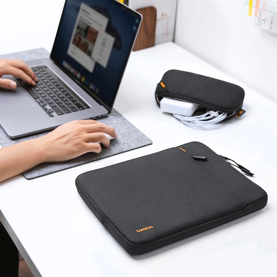 Túi Chống Sốc Laptop TOMTOC A13-C12 Sleeve Kit Dành Cho Macbook 13 inch 360 Protective Kèm Túi Phụ Kiện - Hàng Chính Hãng