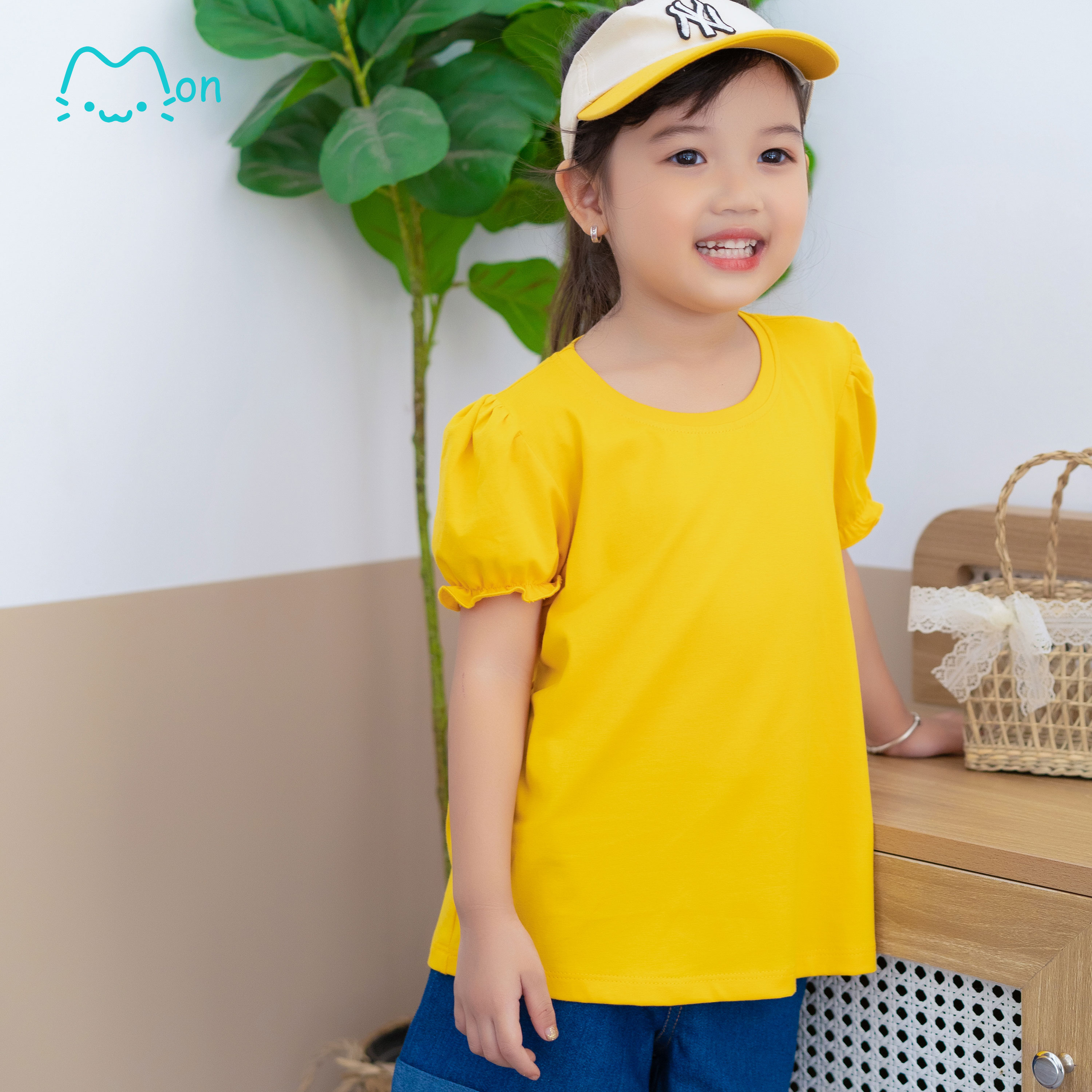 Áo thun bé gái chất cotton cao cấp, áo phông cho bé thấm hút mồ hôi, nhẹ mát tay bo chun sang trọng MonBabies MA2241