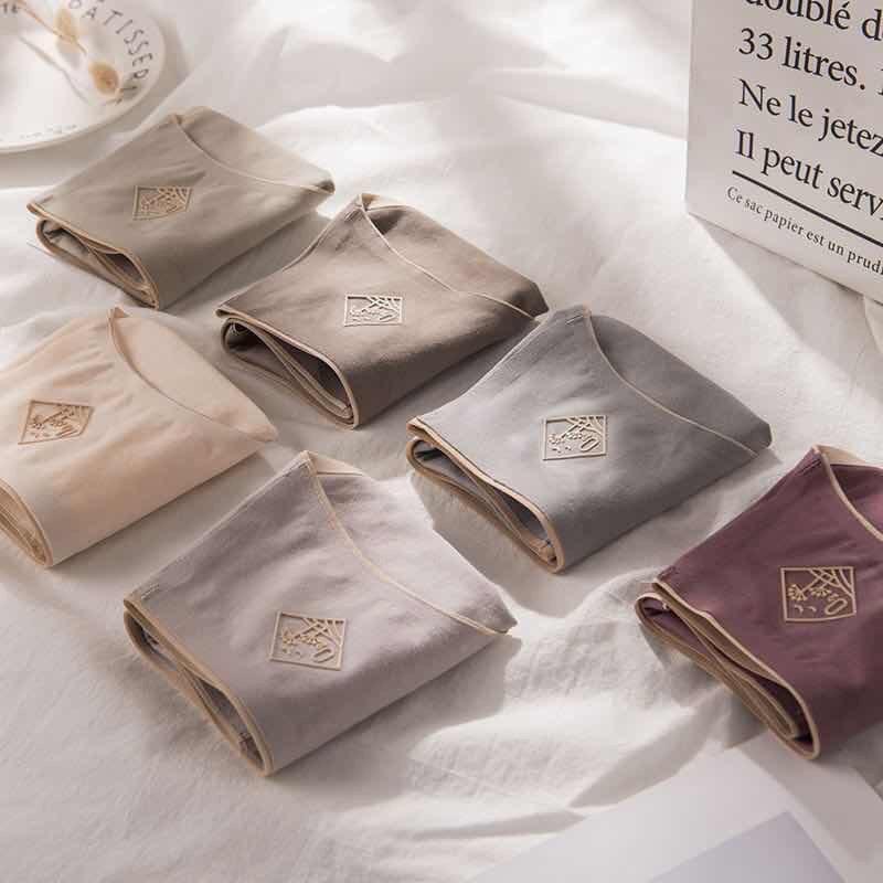 10 Quần Lót Cotton Kháng Khuẩn Không Đường May Hoa Cúc