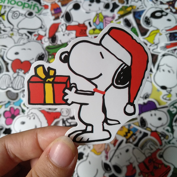 Bộ Sticker dán cao cấp chủ đề SNOOPY - Dùng dán Xe, dán mũ bảo hiểm, dán Laptop