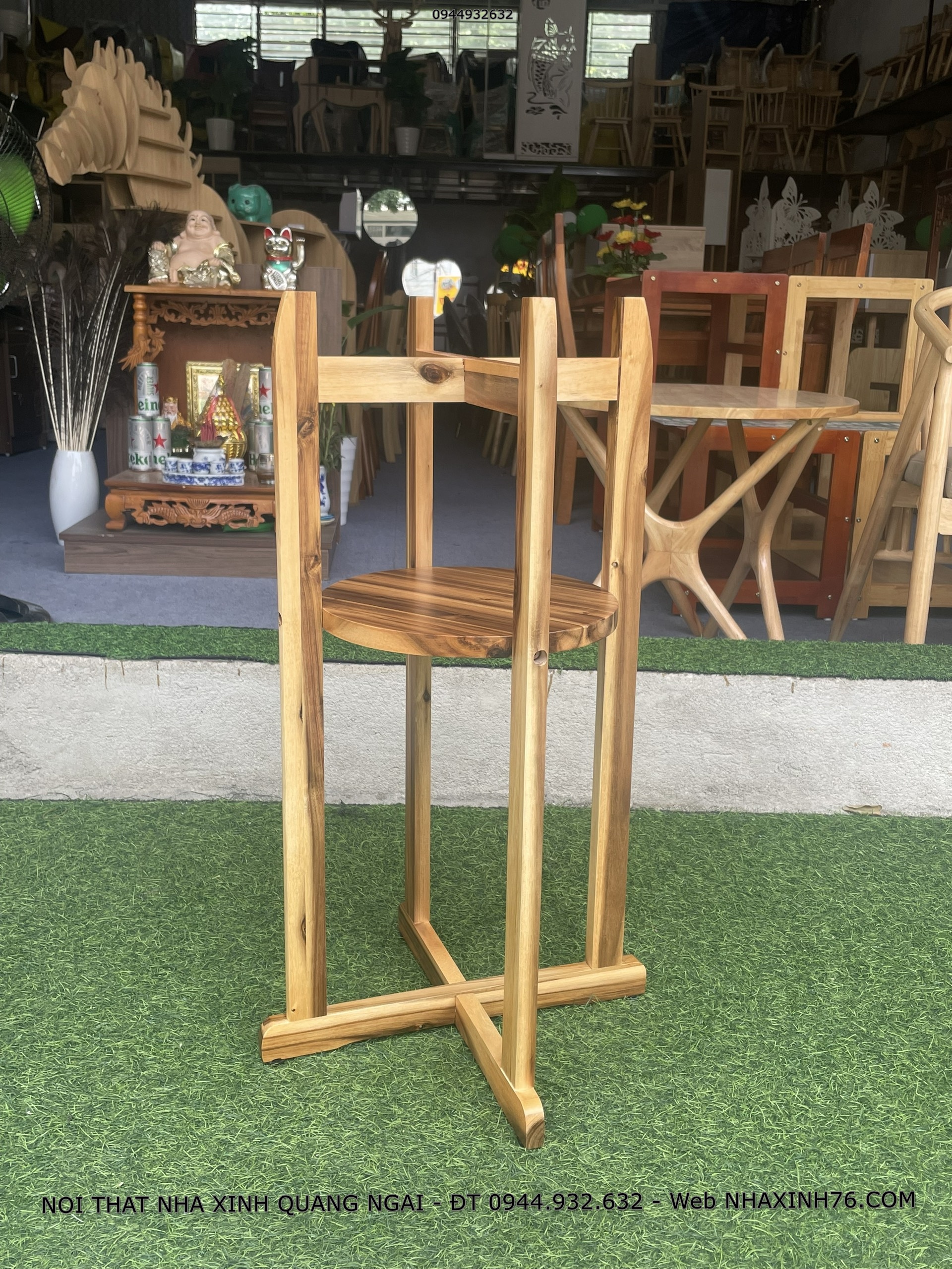 KỆ ĐỂ BÌNH NƯỚC GỖ TỰ NHIÊN
