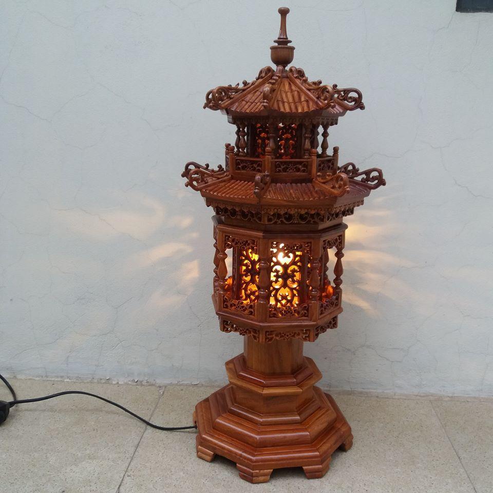 Đèn thờ kiểu tháp chùa .gỗ hương cao 81cmx35cmx35cm