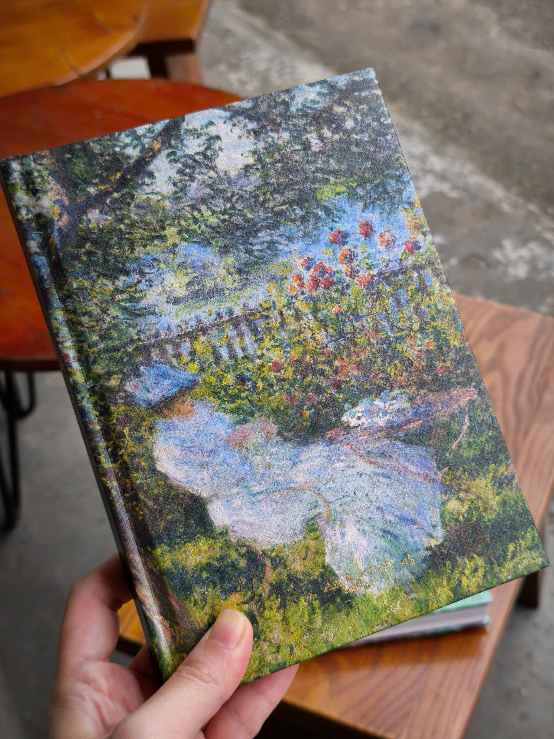 BỘ SƯU TẬP 100 TRANH MONET CỦA RIÊNG BẠN – SỔ TRANH ART MUSEUM - Claude Monet: Painting with light (Nho Xanh)