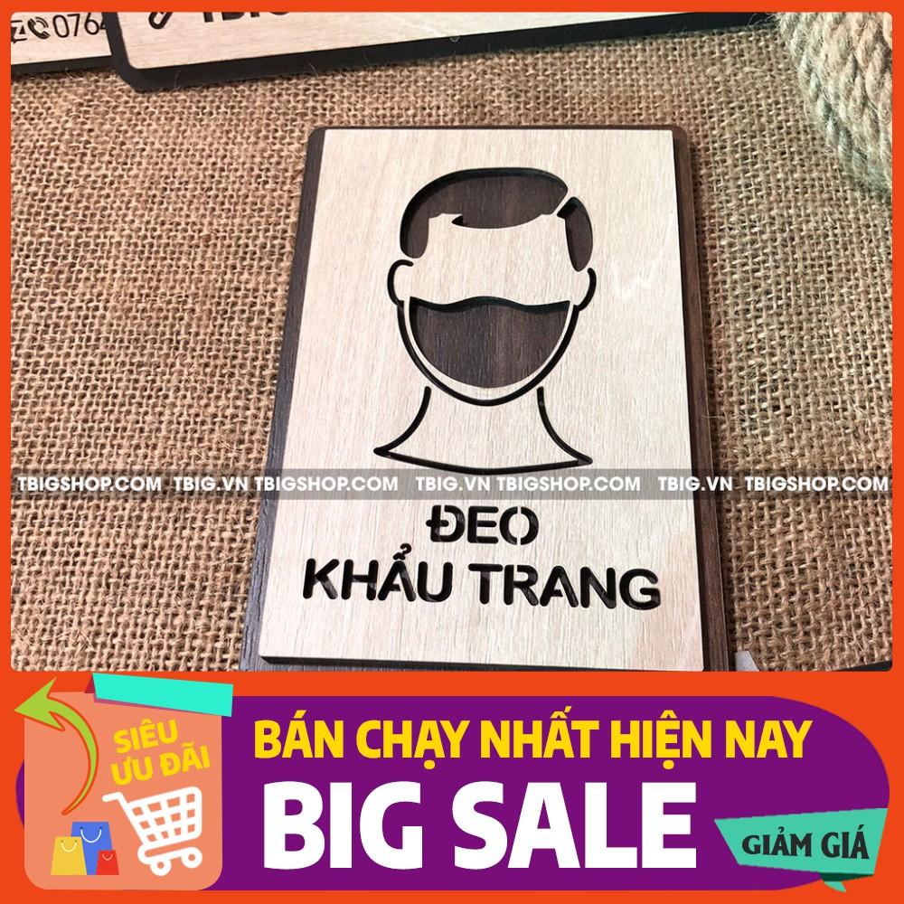 Biển báo Khu vực cần đeo khẩu trang bằng gỗ