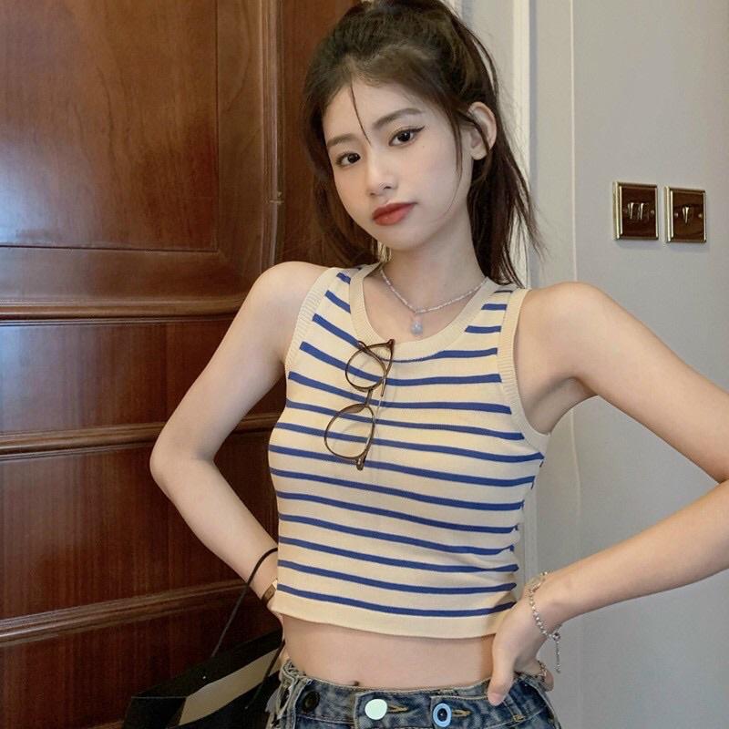 Áo len kẻ sát nách croptop chata liệu len mỏng mịn đẹp