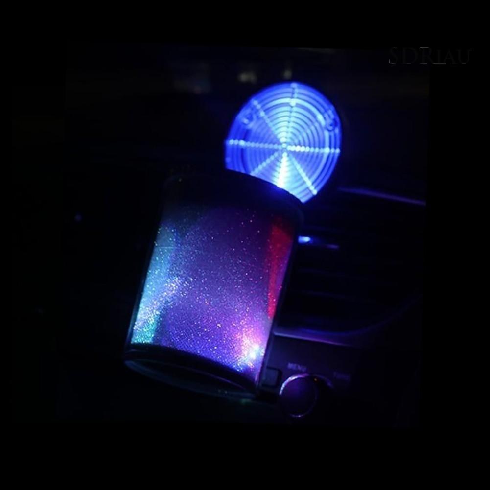 Gạt Tàn Thuốc Có Đèn Led Nhiều Màu Cho Xe Hơi
