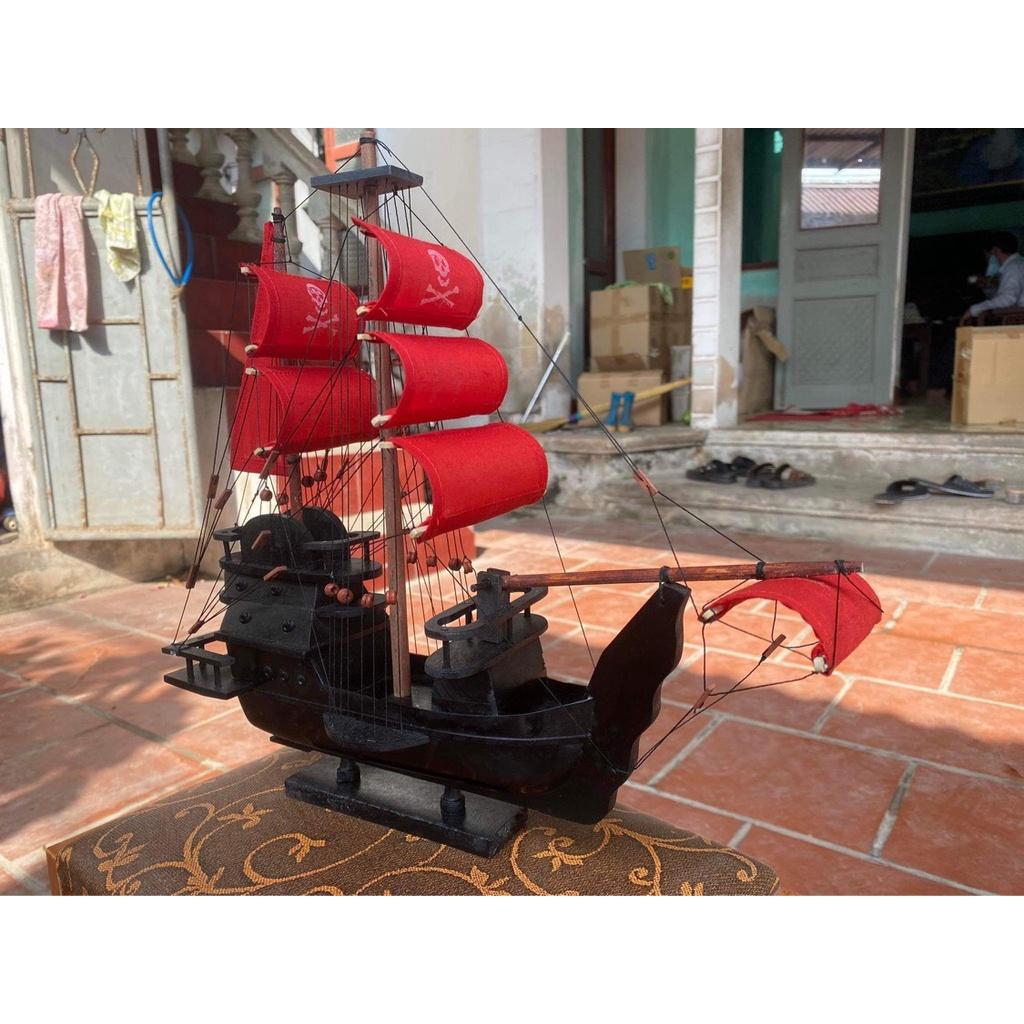 Thuyền buồm phong thuỷ size 35cm - Gỗ Muồng Đen