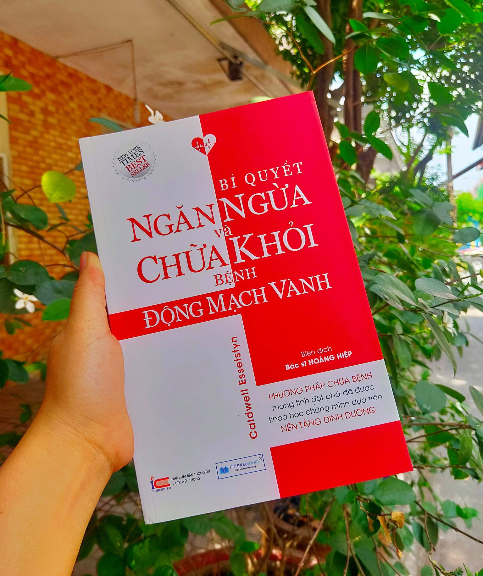 Combo 2 cuốn Bí mật dinh dưỡng  + Bí quyết ngăn ngừa và chữa khỏi bệnh động mạch vành