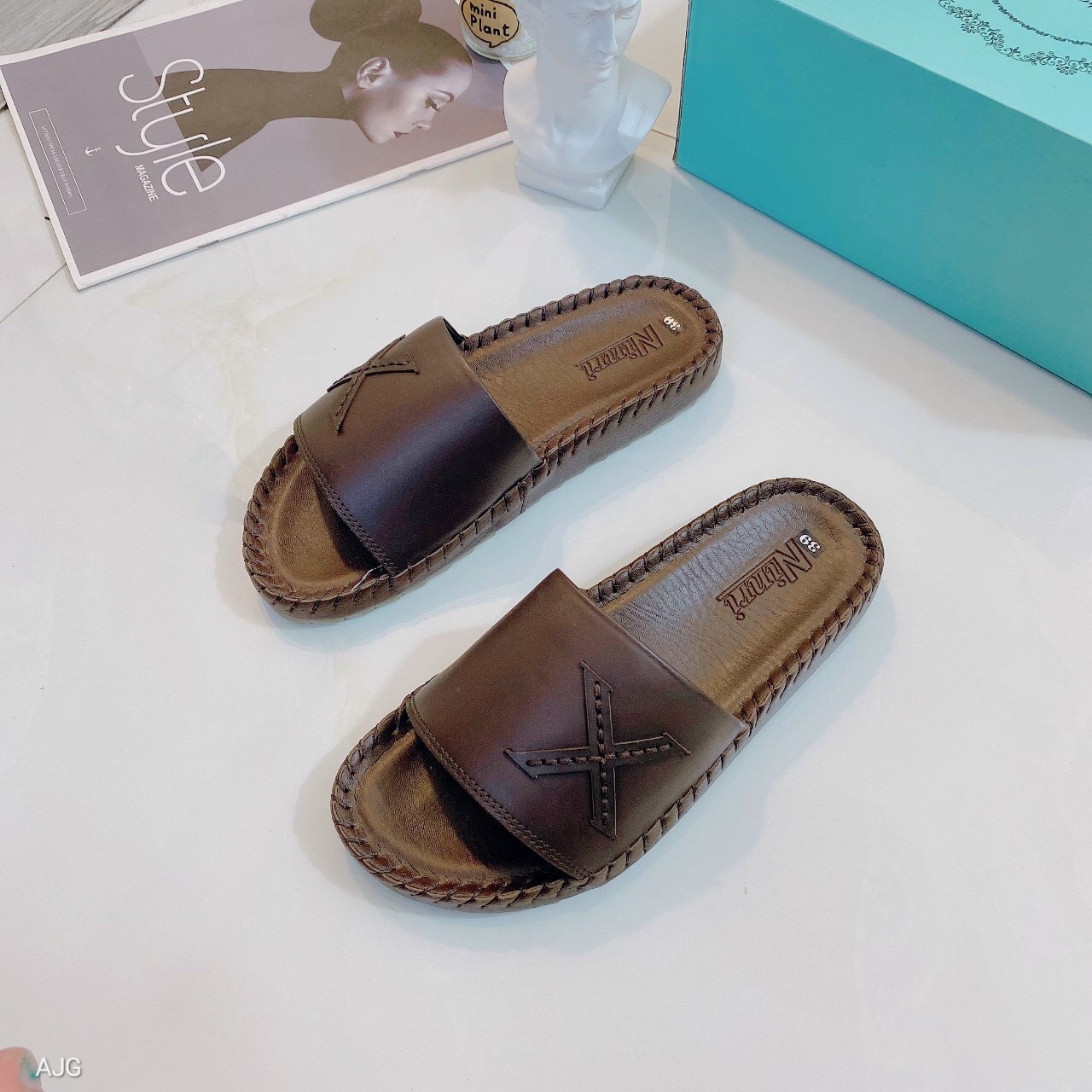 Dép nam quai ngang da bò