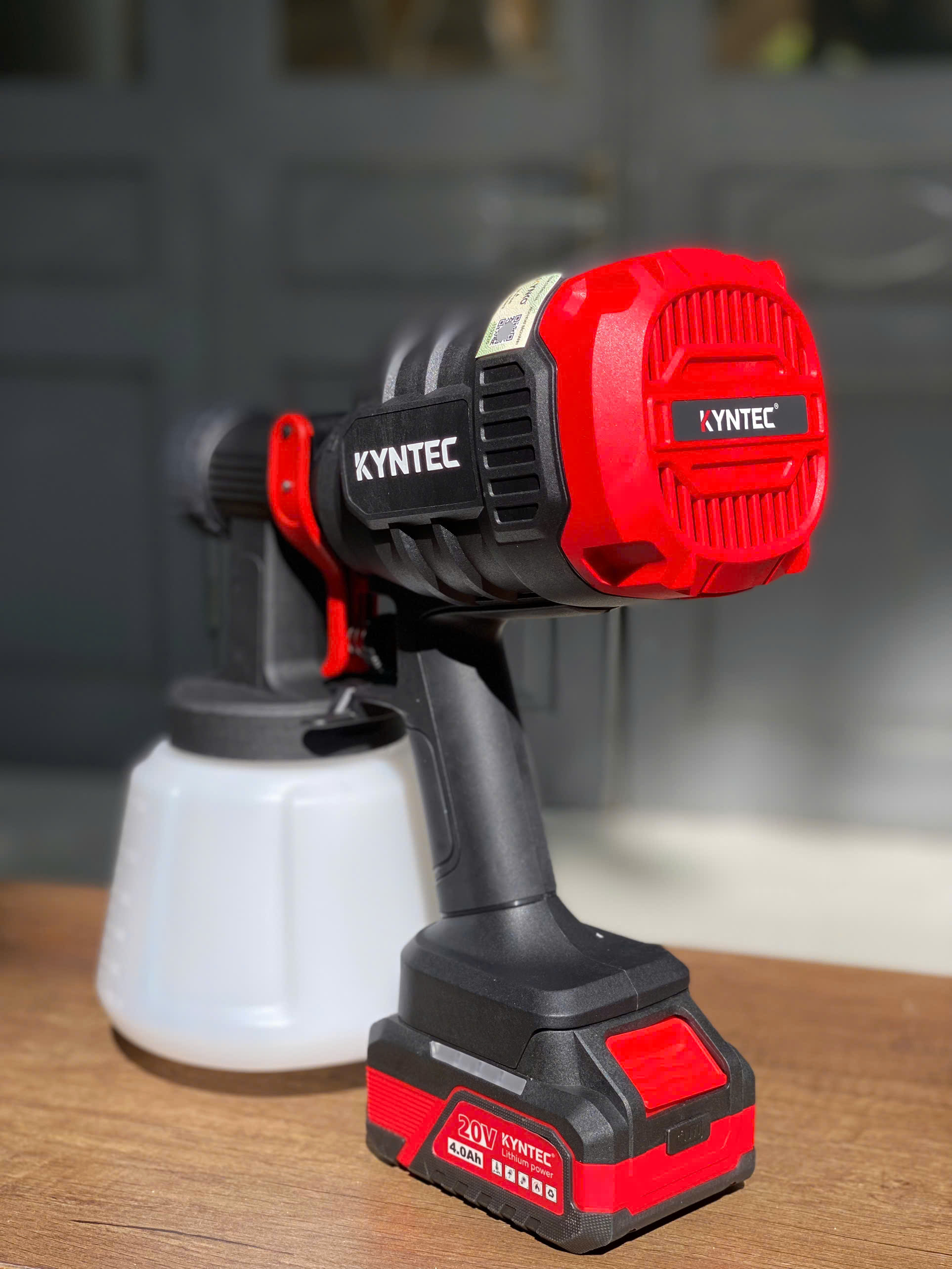 Thân máy phun sơn pin KYNKO KYNTEC 20V V20 - KT81 - 1200 (giá không gồm pin)