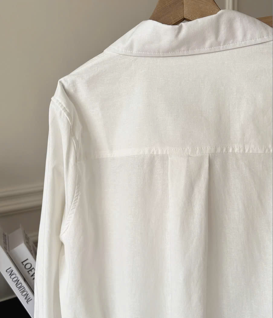 Set bộ đùi chất linen gồm áo sơ mi túi ngực và 1 quần short dây rút lưng cao màu trắng BV05
