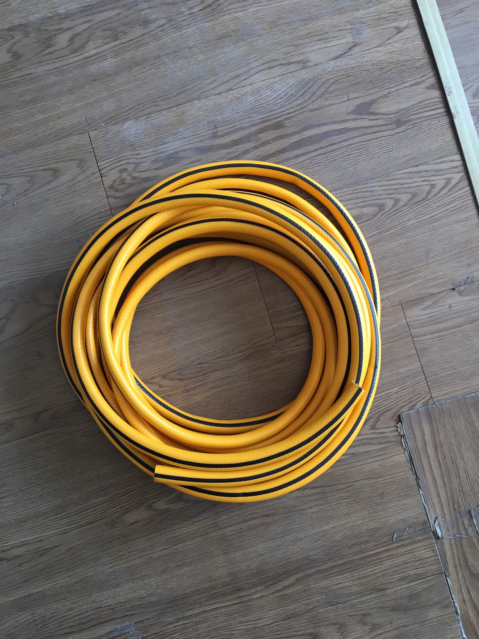 Dây xịt rửa 5 mét PVC Ingco HPH20015M