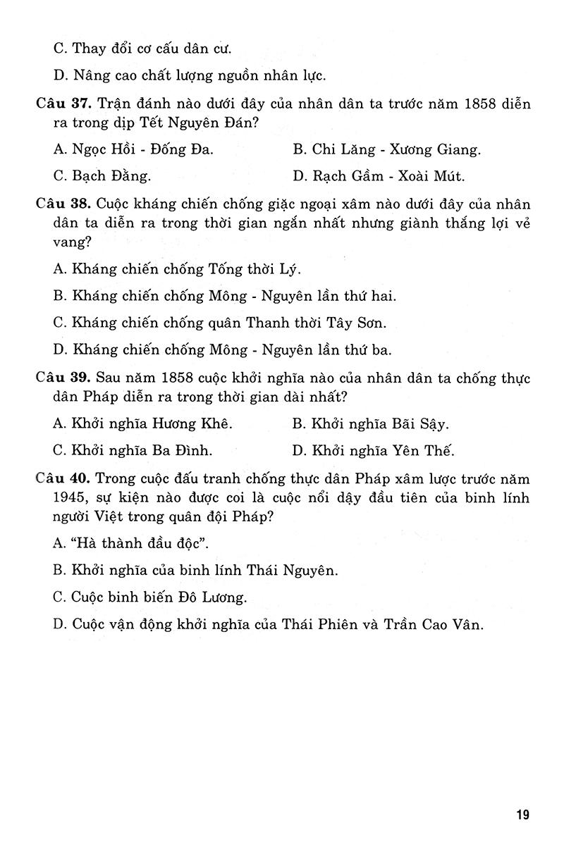 Sách 36 Bộ Đề Trắc Nghiệm Ôn Thi Trung Học Phổ Thông Quốc Gia 2019 - Khoa Học Xã Hội