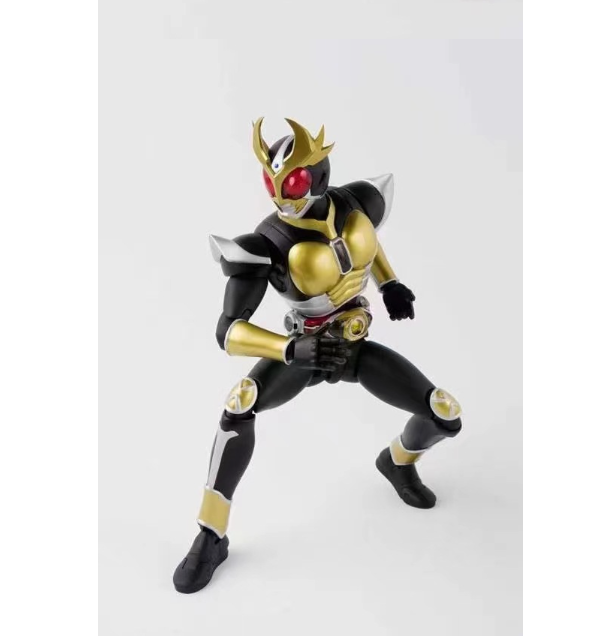 Mô hình khớp kamen rider Kuuga Agito Ground Form siêu nhân