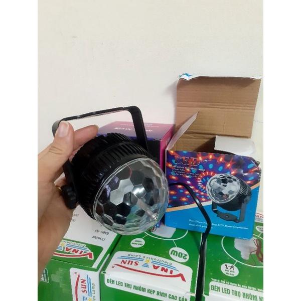 Đèn led nháy sân khấu 7 màu, quai treo đen