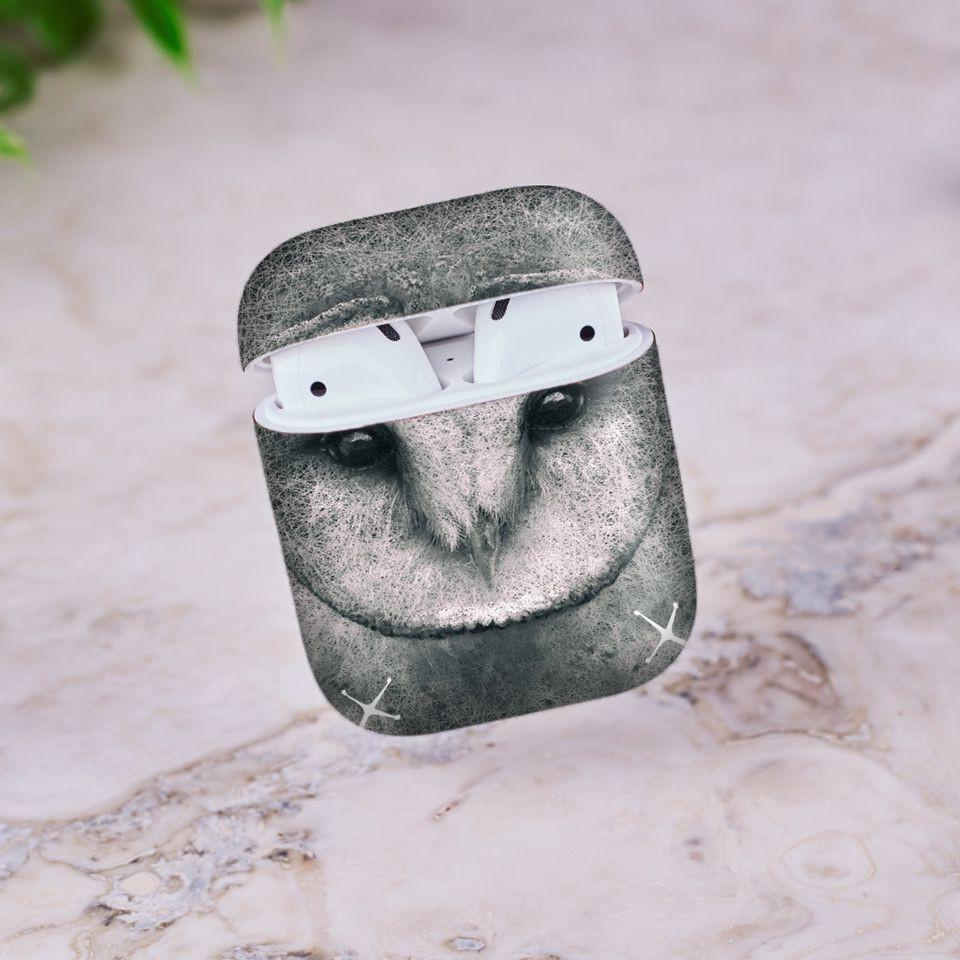 Miếng dán skin cho AirPods in hình cú mèo - giả sơn mài - GSM069