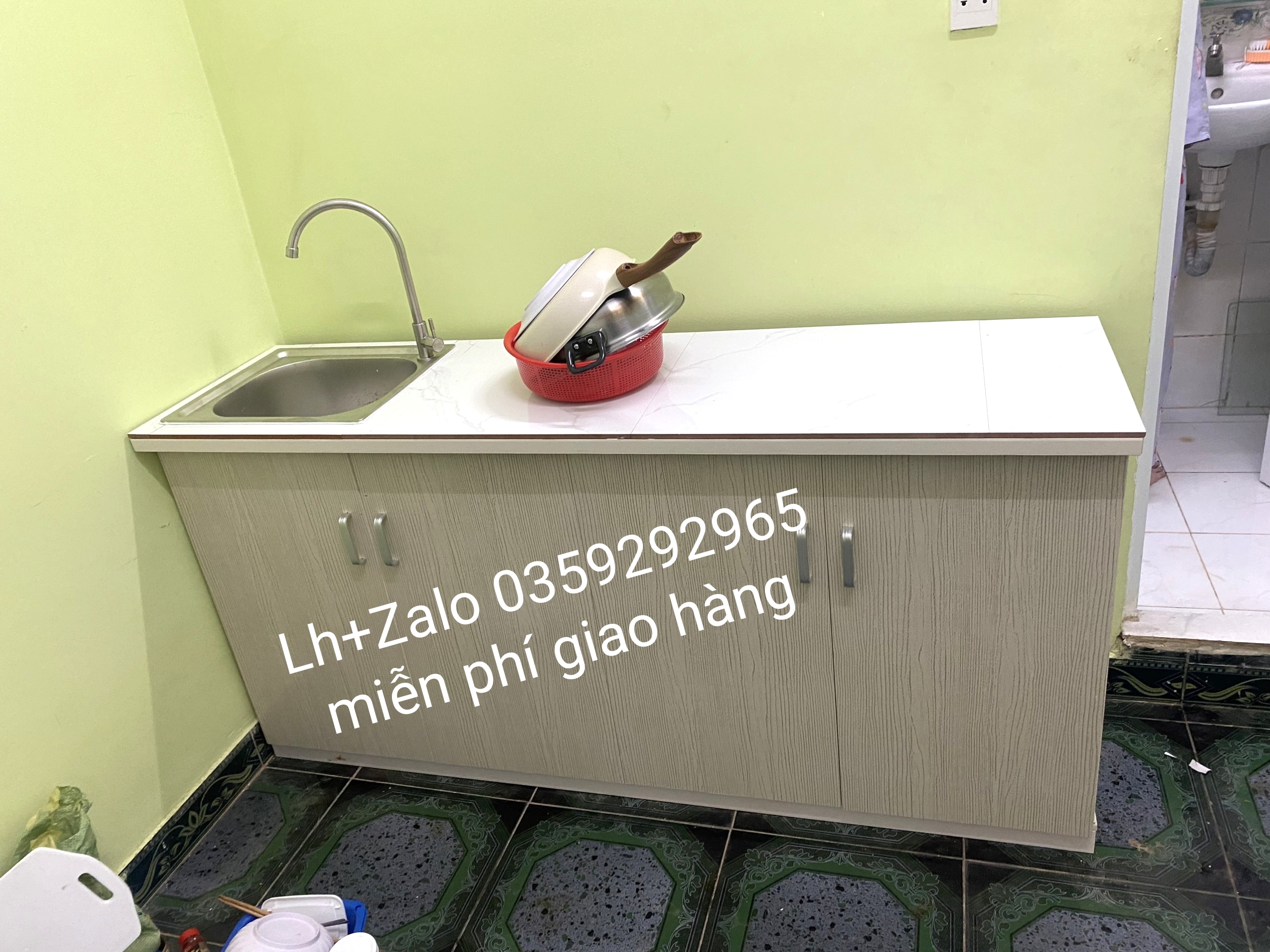 Bộ tủ bếp mini nhựa đài Loan ốp mặt gạch sẵn bồn rửa