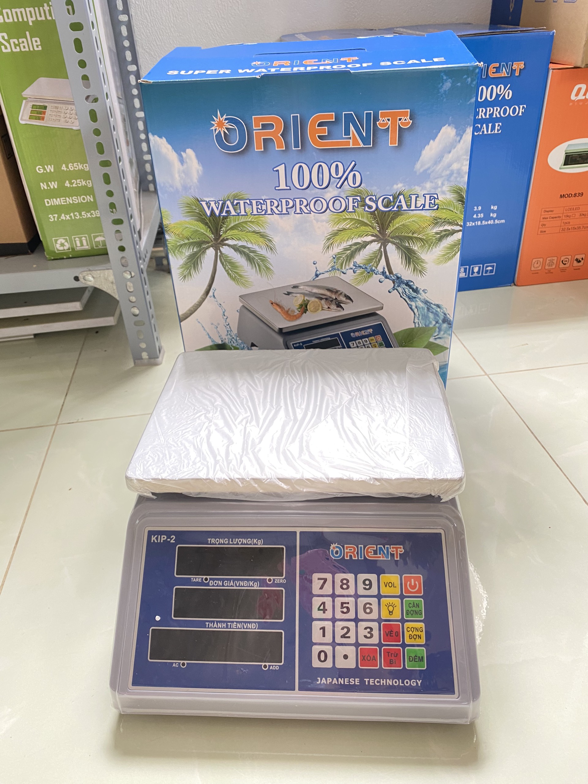 Cân điện tử Hải Sản chống nước 30kg tính tiền ORIENT