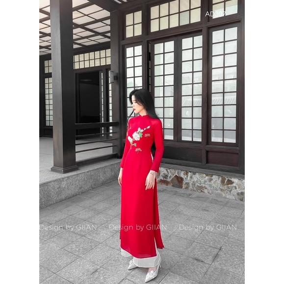 Áo dài thiết kế đính cườm thủ công sang chảnh