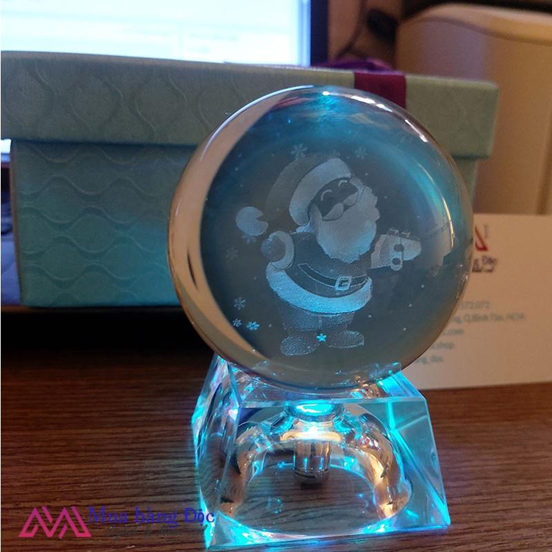 Bộ quà tặng giáng sinh 2021 Quả cầu pha lê đèn led 3d ông già noel