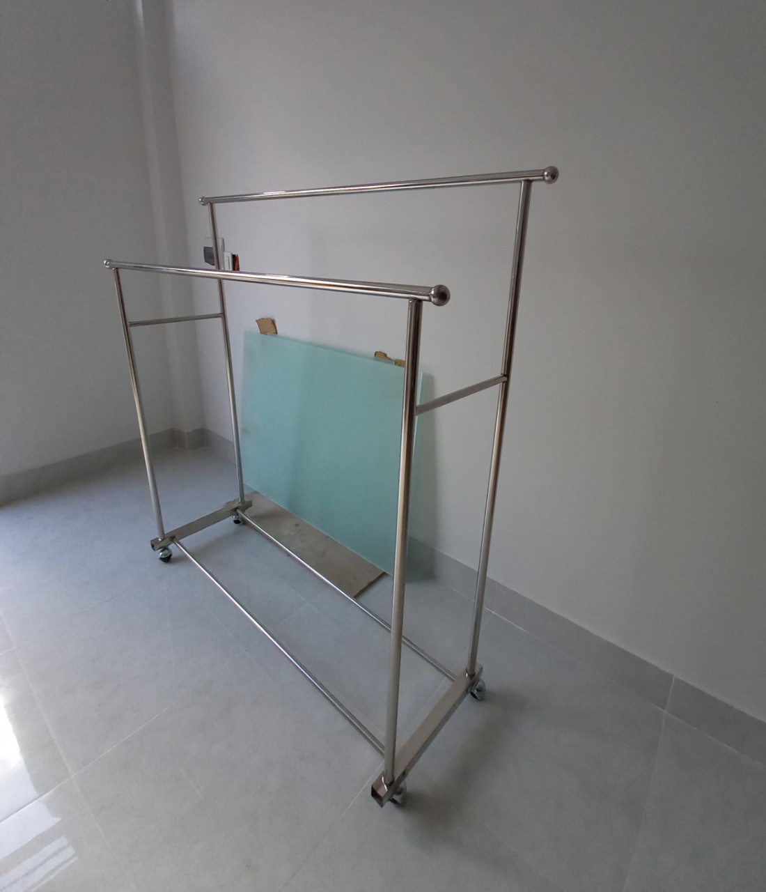 Giá phơi đồ, sào phơi quần áo ĐÔI inox chân hộp vuông