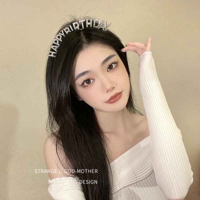 Cài tóc Happy birthday màu bạc đính đá lấp lánh và đáng iu