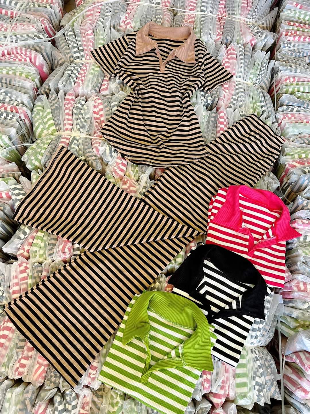 Sét Bộ Thun Sọc Áo Có Cổ Quần Dài Ồn Loe Cao Cấp Rẻ Đẹp