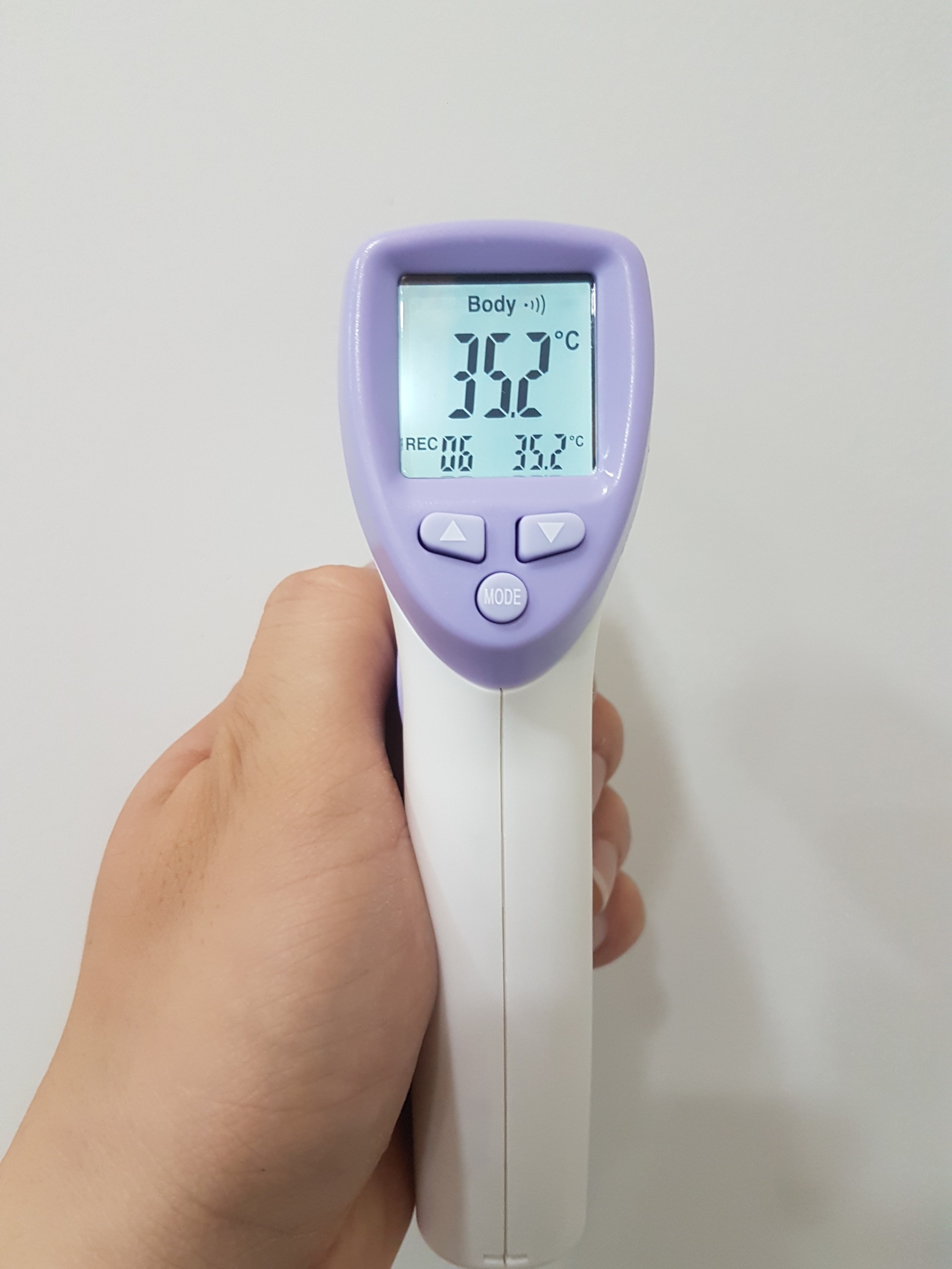 Nhiệt kế điện tử Flus IR-805