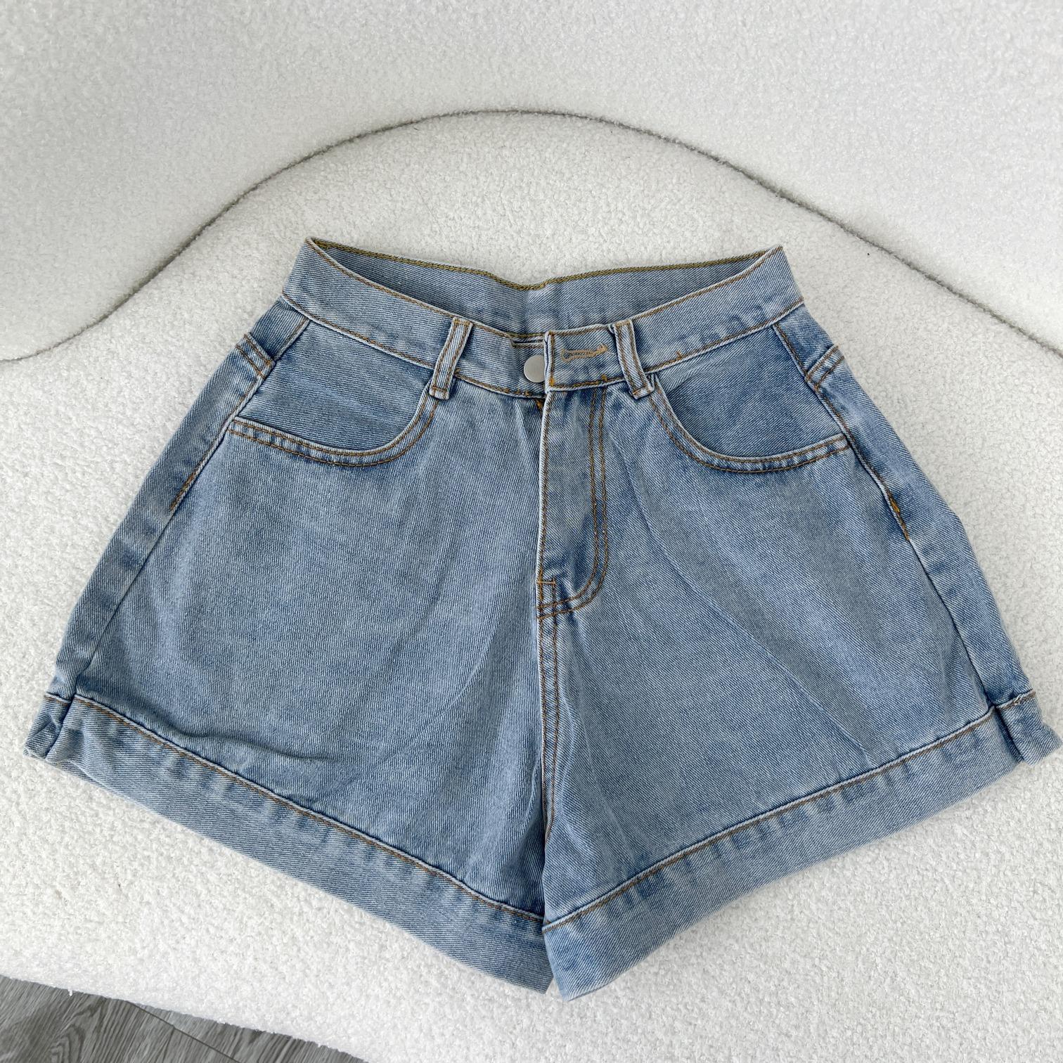 Quần Short Jean Ống Rộng Lưng Cao Trắng Đen Xanh