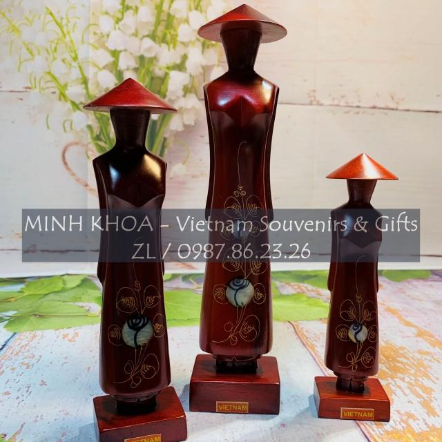Tượng Cô Gái Áo Dài Việt Nam Gỗ Mít Sơn Mài Vẽ Khảm Trai (Nhiều Size)