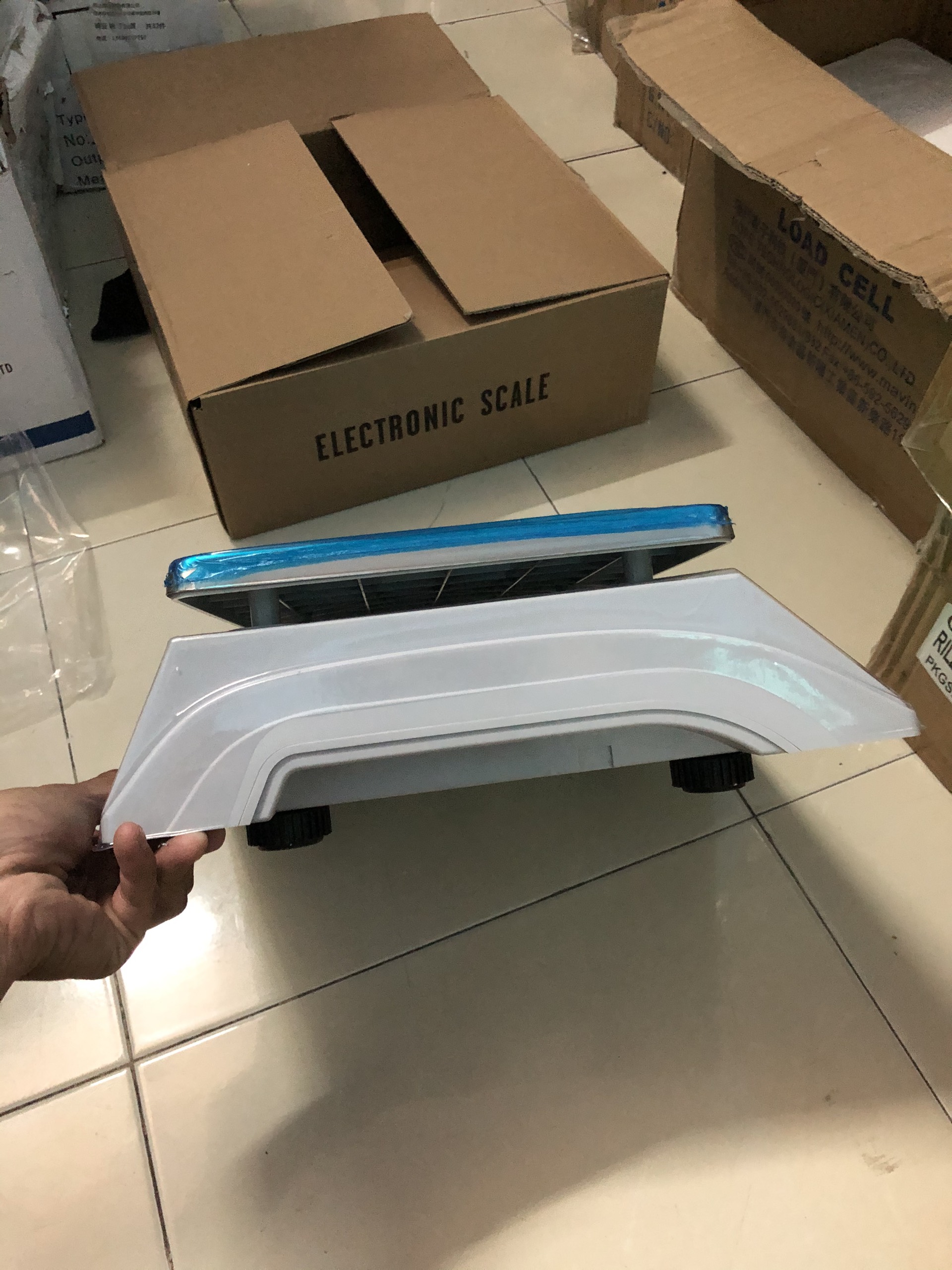 Cân Điện Tử UCA-N 15 KG