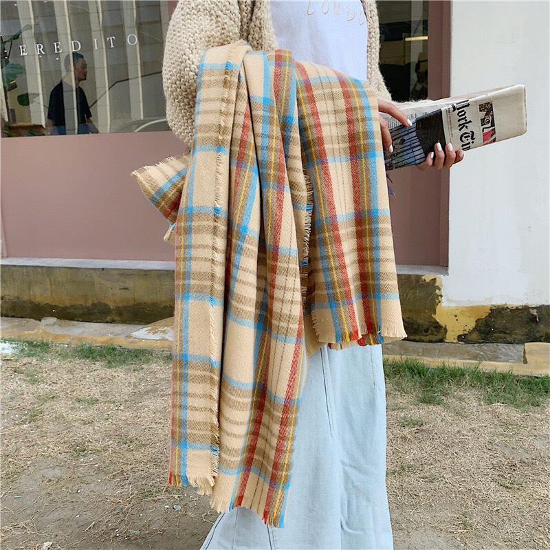 Khăn len quàng cổ thời trang mùa đông cho nữ chất dày vừa phải, ấm và mềm, màu sắc trang nhã, sử dụng được cả 2 mặt, họa tiết caro size 190x60cm - Mã LE02001