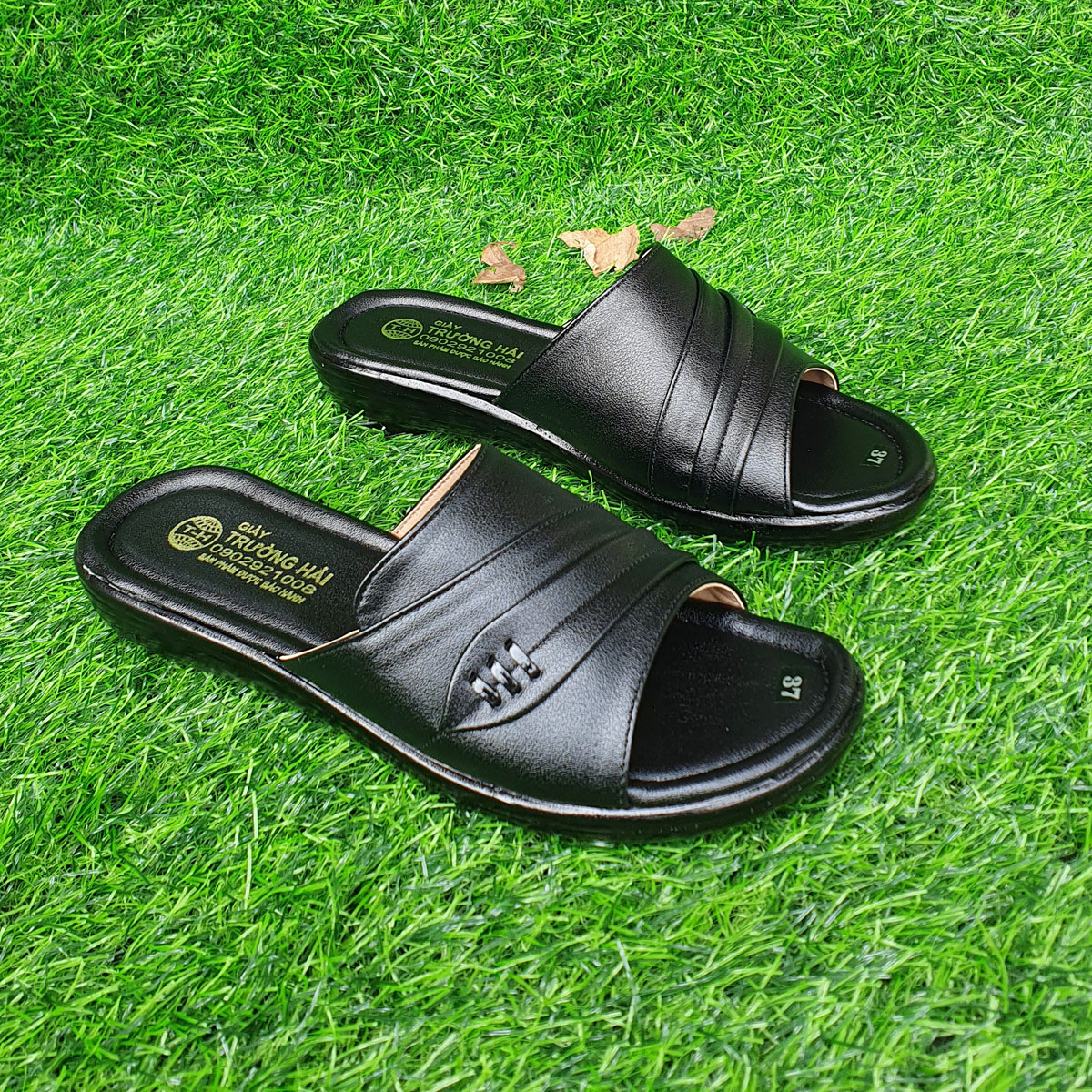 Dép nữ Trung niên 3.5cm Trường Hải đế PU nhẹ 2 màu nâu, đen DN93
