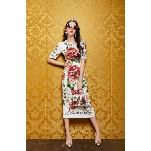 HÀNG NHẬP - ĐẦM LỤA IN HOA ĐỎ TAY KẾT NÚT ĐÁ