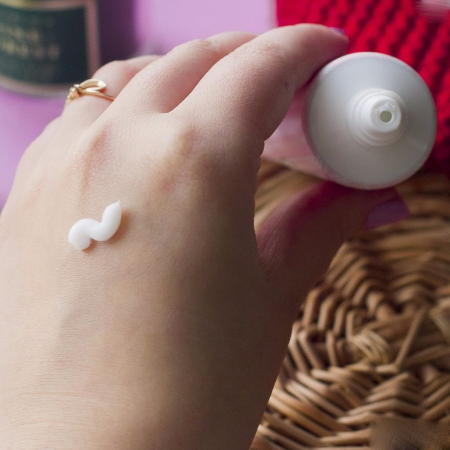 Kem tay Around Me Happiness Hand Cream Hàn Quốc 60g