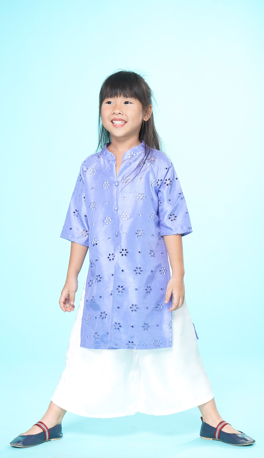 Set Áo Dài Bé Gái Ugether UKID222 - Màu xanh