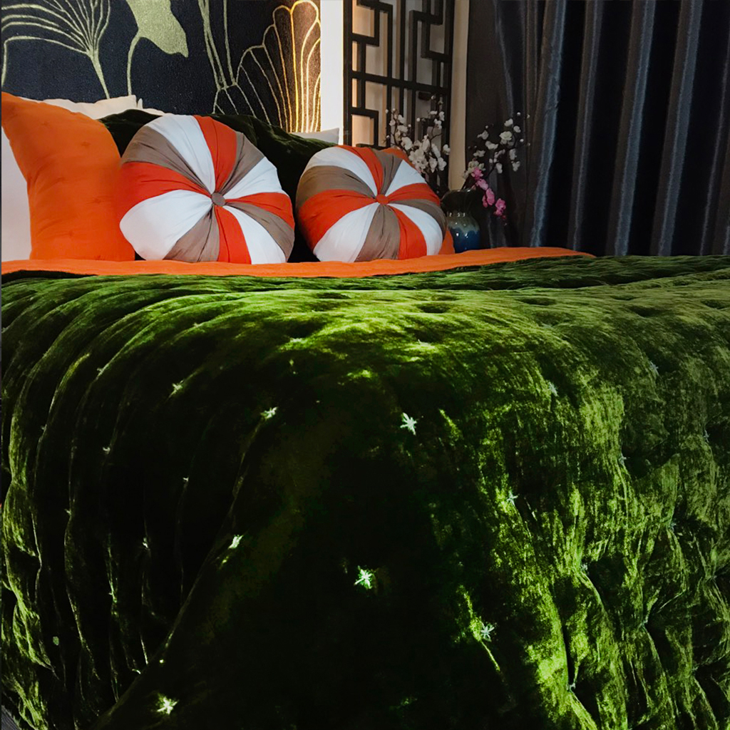 Chăn Nhung Lụa Chần Bông Điều Hòa Cao Cấp Dùng Bốn Mùa - Chăn Nhung Khâu Hoa Thị Màu Olive Drab I Silk Velvet Blanket.