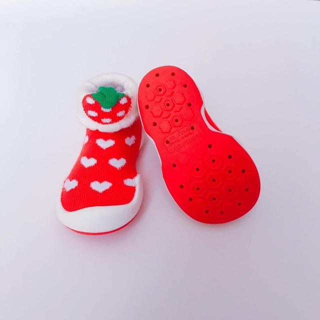 GIÀY TẬP ĐI CHO BÉ CƯNG-HEART STRAWBERRY