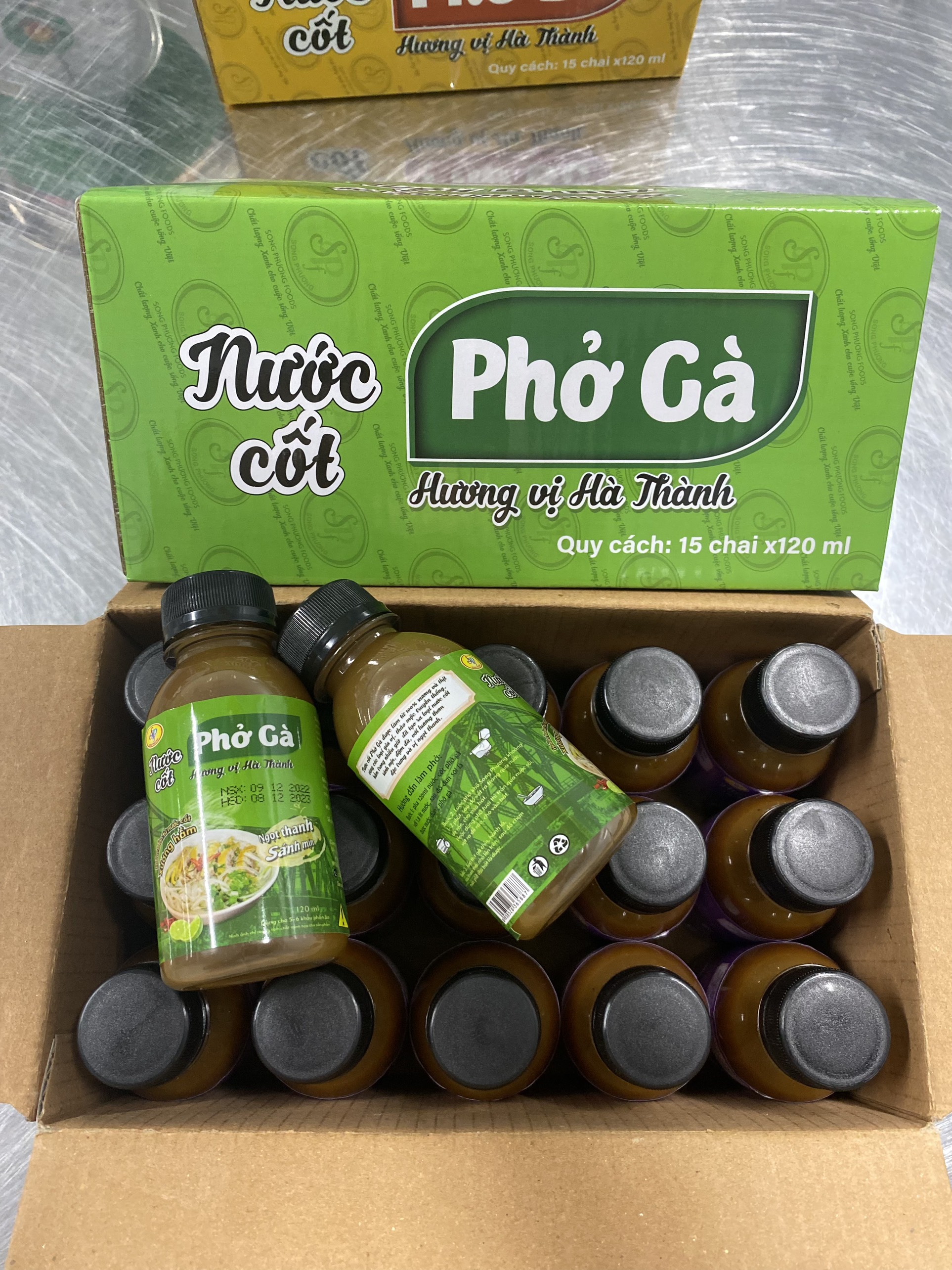 Nước cốt phở Gà hương vị Hà Thành -Hàng xuất khẩu Nhật- Hoàn toàn từ nước cốt xương hầm,thơm ngon, chuẩn vị, không cần nêm nếm- 120ml