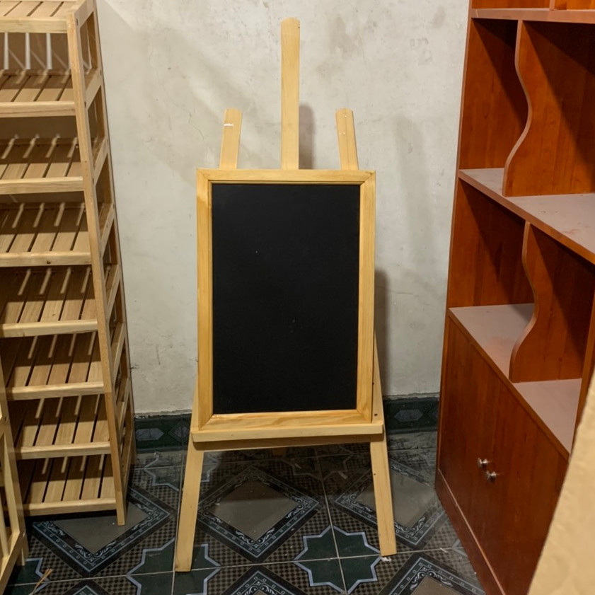 Bảng menu 60cm x 40cm kèm chân gỗ 130cm