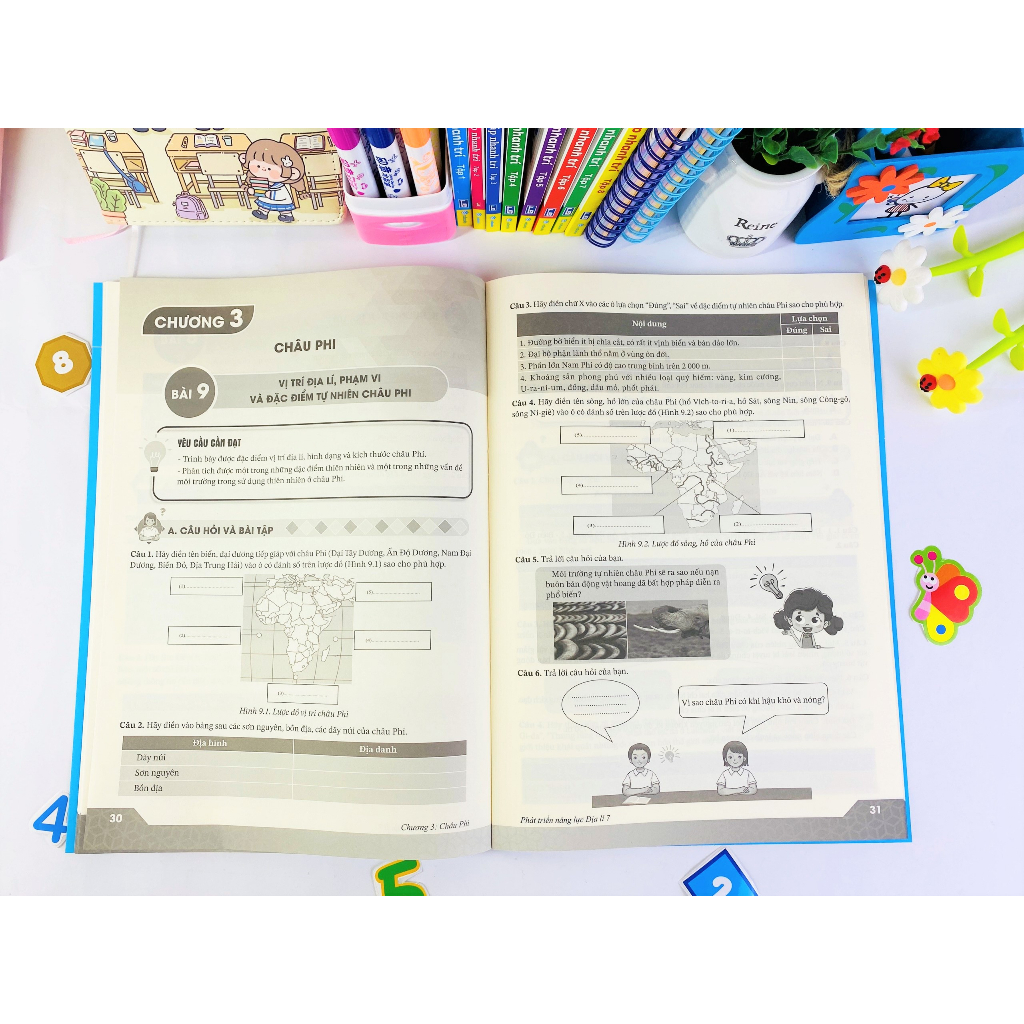 Sách - Phát Triển Năng Lực Địa Lí Lớp 7 - ndbooks
