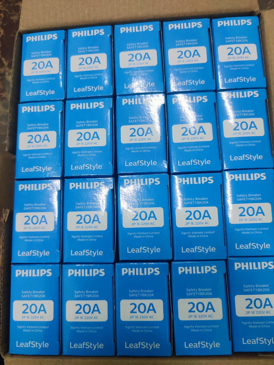 CB cóc, Cầu dao an toàn  20A,30A,40A hiệu PHILIPS