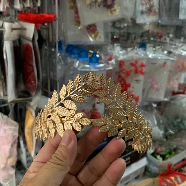 Vương miện cô dâu lá mẫu mới 2021