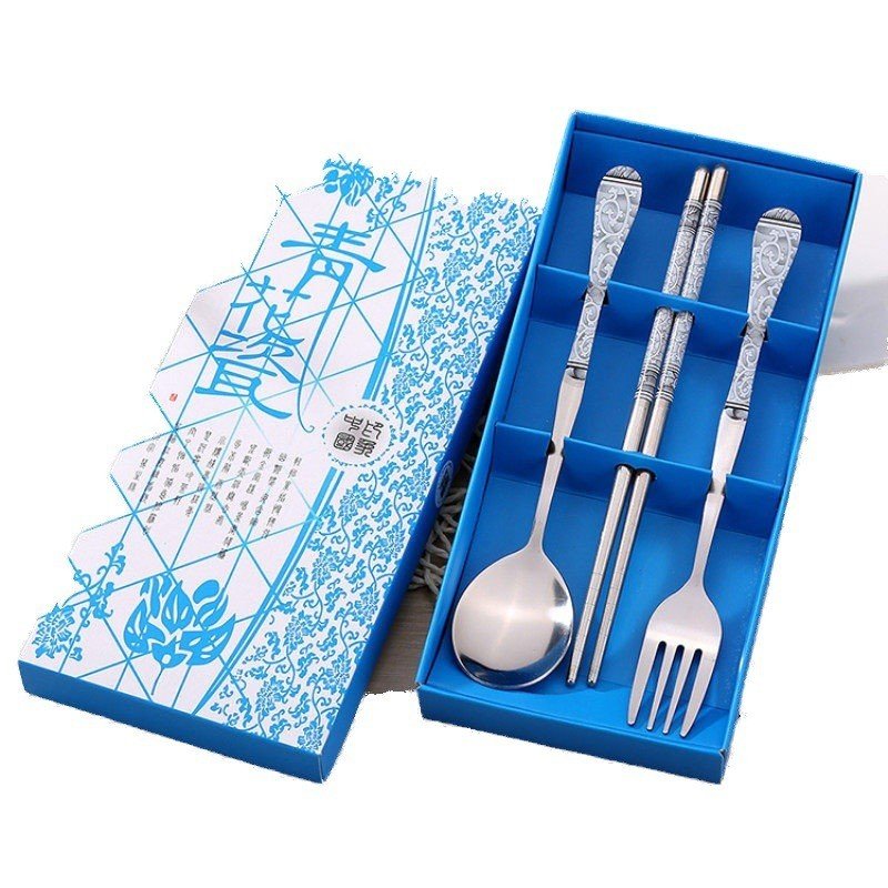 Bộ Đũa Muỗng Nĩa Inox Hoa Văn Xinh Xắn